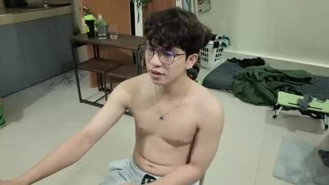 Green online show from April 8, 9:34 am