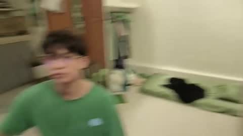 Green online show from November 23, 6:28 pm