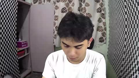 Xerxis online show from December 8, 1:03 pm