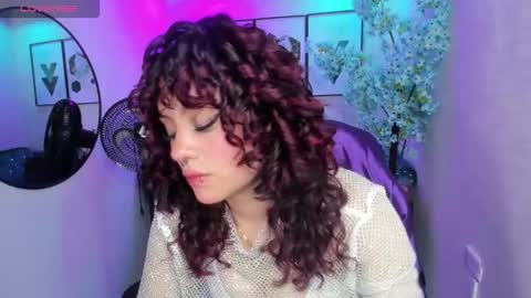 Snapshot of theia_moon_ chatting on September 9, 1:55 pm Theia online show from September 9, 1:55 pm