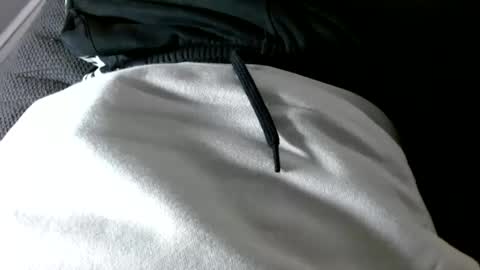 Liam online show from April 27, 5:10 pm