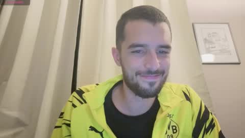 themmistokles online show from October 3, 7:55 pm