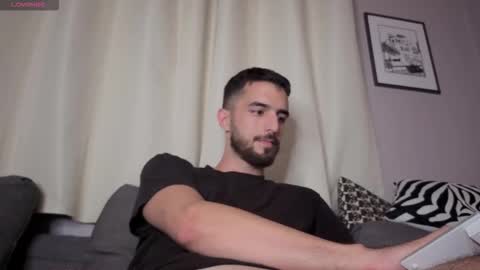 themmistokles online show from September 16, 6:33 pm