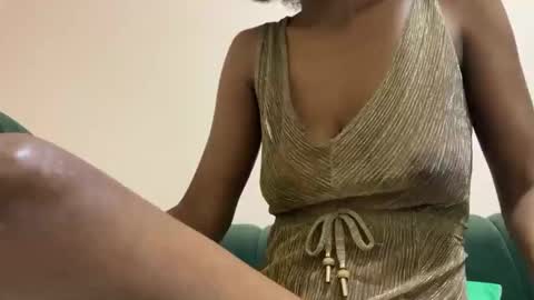 thenymphshow online show from December 3, 5:46 pm