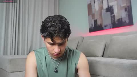  THEO- MATEO  online show from November 24, 12:20 am