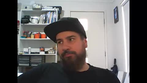 Snapshot of theozbeardguy chatting on February 19, 2:44 am aussiebeard online show from February 19, 2:44 am