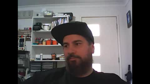 Snapshot of theozbeardguy chatting on February 20, 2:40 am aussiebeard online show from February 20, 2:40 am