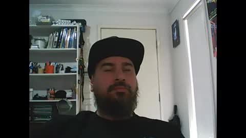 Snapshot of theozbeardguy chatting on March 9, 11:03 pm aussiebeard online show from March 9, 11:03 pm