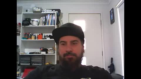 Snapshot of theozbeardguy chatting on February 14, 2:39 am aussiebeard online show from February 14, 2:39 am