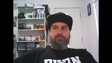 Snapshot of theozbeardguy chatting on October 7, 3:13 am aussiebeard online show from October 7, 3:13 am