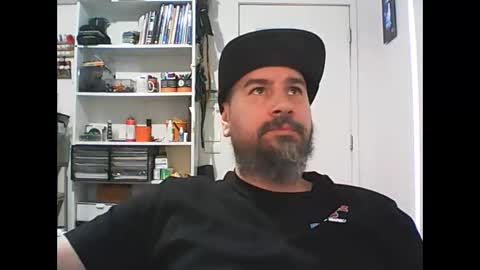 Snapshot of theozbeardguy chatting on September 19, 6:50 am aussiebeard online show from September 19, 6:50 am