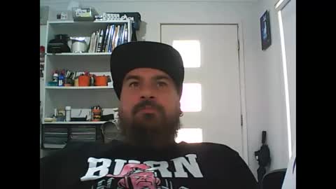 Snapshot of theozbeardguy chatting on February 25, 2:14 am aussiebeard online show from February 25, 2:14 am