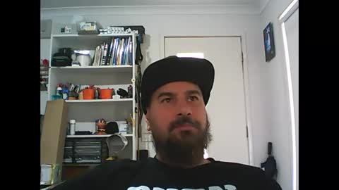 Snapshot of theozbeardguy chatting on February 27, 1:30 am aussiebeard online show from February 27, 1:30 am