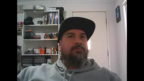 Snapshot of theozbeardguy chatting on September 24, 1:56 am aussiebeard online show from September 24, 1:56 am