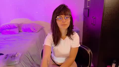 Amy online show from September 15, 3:13 pm
