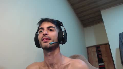 Santiago Enrique online show from February 27, 5:51 am