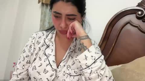 Snapshot of therealcamilabaddie chatting on February 18, 3:31 am therealcamilabaddie online show from February 18, 3:31 am