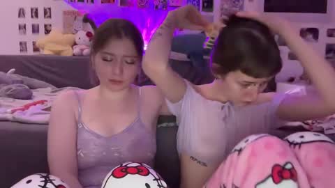 LISA                                            online show from January 14, 8:37 pm