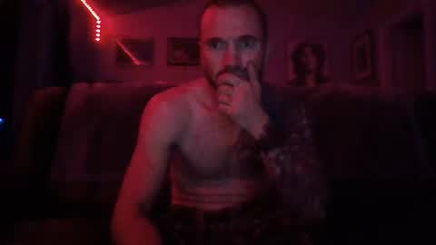 Snapshot of thesexorcist1984 chatting on October 13, 11:34 am James online show from October 13, 11:34 am