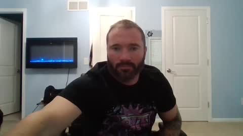 Snapshot of thesexorcist1984 chatting on January 22, 10:26 pm James online show from January 22, 10:26 pm