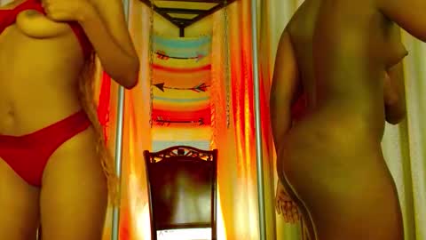 Snapshot of thesexy_kittydoll chatting on September 16, 9:07 pm thesexy_kittydoll online show from September 16, 9:07 pm