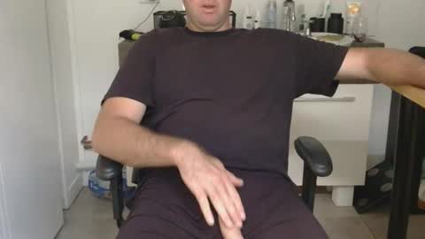 Theuncutaussie online show from February 20, 11:07 pm