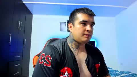 Thiago online show from November 25, 7:29 am