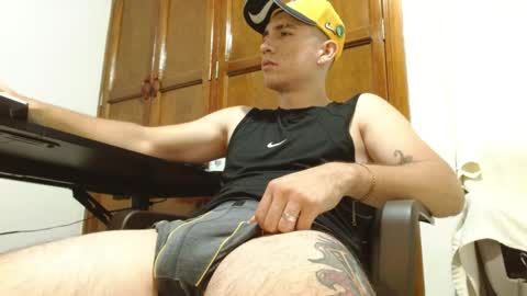 thiago_deseo69 online show from April 8, 1:41 am