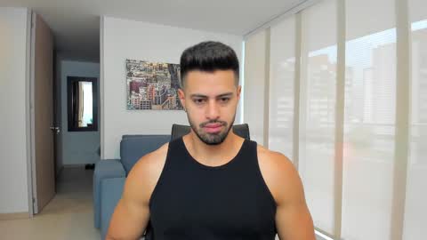 thiago_driussi online show from March 3, 12:39 pm