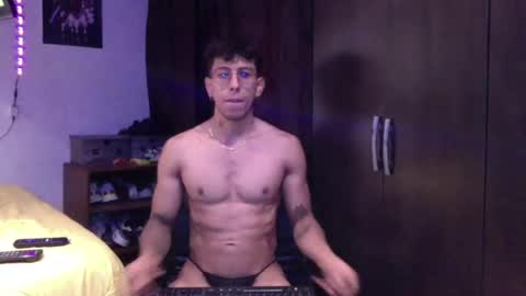 thiago_happy online show from February 27, 2:25 am