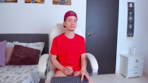 Manuel online show from February 27, 12:42 pm