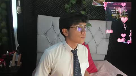 thiago online show from October 15, 1:23 pm