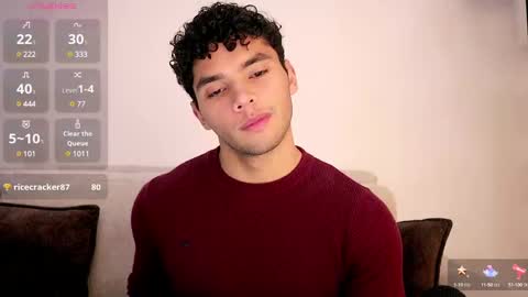 Just Thiago  online show from March 4, 6:07 pm