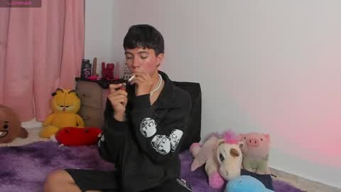 thiago_n_sam online show from April 2, 3:58 am