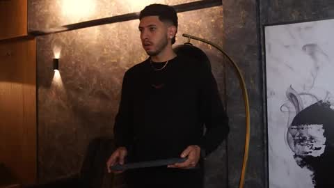 Thiago online show from December 21, 12:44 pm