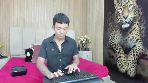 Thiagogonzalez online show from March 13, 7:17 pm