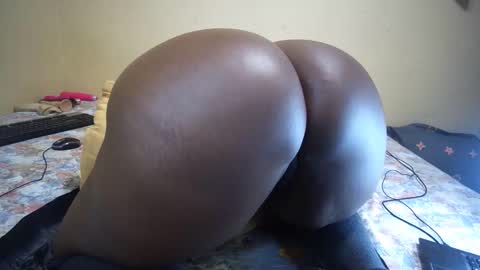 thick_sweet_ass online show from November 6, 5:21 am