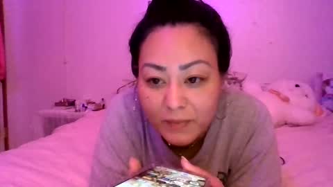 Snapshot of thickassazn93 chatting on October 2, 12:31 am thickassazn93 online show from October 2, 12:31 am