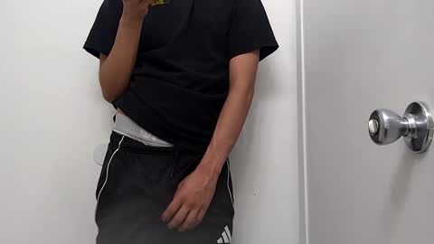 Snapshot of thickbigdick789 chatting on September 17, 6:17 am thickbigdick789 online show from September 17, 6:17 am