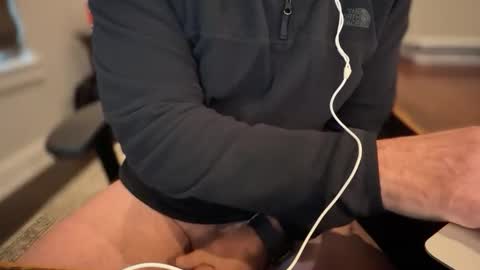 thickcock_9 online show from December 5, 10:51 pm