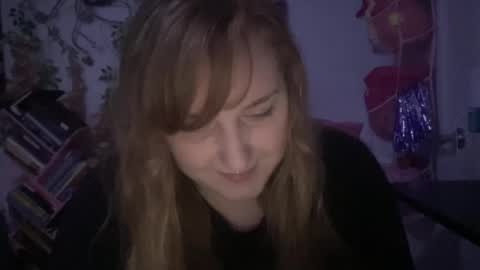 Snapshot of thickgingergoddess chatting on February 12, 12:27 am Ariel online show from February 12, 12:27 am