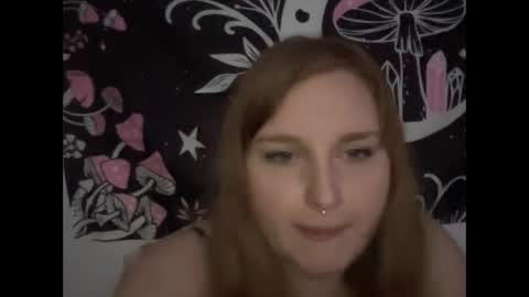 Snapshot of thickgingergoddess chatting on February 4, 4:15 am Ariel online show from February 4, 4:15 am