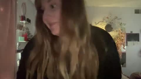 Snapshot of thickgingergoddess chatting on February 25, 10:09 pm Ariel online show from February 25, 10:09 pm