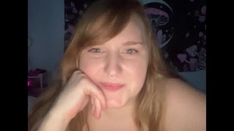 Snapshot of thickgingergoddess chatting on February 6, 9:49 pm Ariel online show from February 6, 9:49 pm
