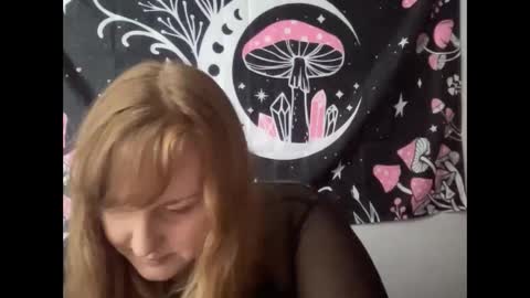 Snapshot of thickgingergoddess chatting on February 22, 5:46 pm Ariel online show from February 22, 5:46 pm