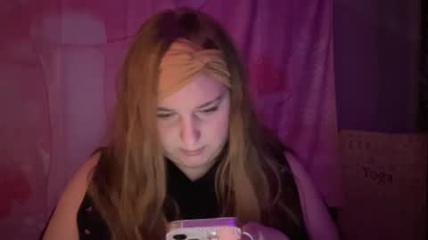 Snapshot of thickgingergoddess chatting on March 5, 6:23 pm Ariel online show from March 5, 6:23 pm