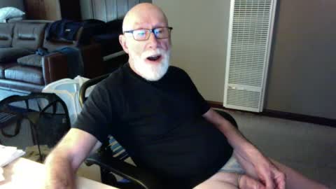 Snapshot of thickmorningwoodinyoualways chatting on September 10, 4:19 pm Thickmorningwoodinyou always online show from September 10, 4:19 pm