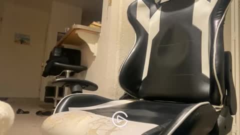 Thiccccc online show from December 27, 8:45 am