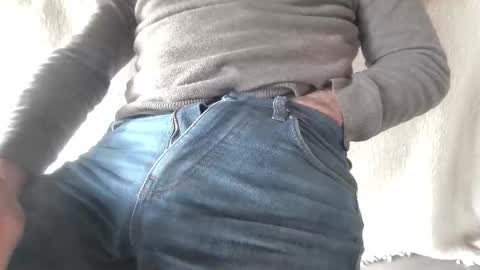 Thickru online show from December 16, 1:06 pm