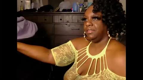 Thickumzz41 online show from March 28, 1:07 am